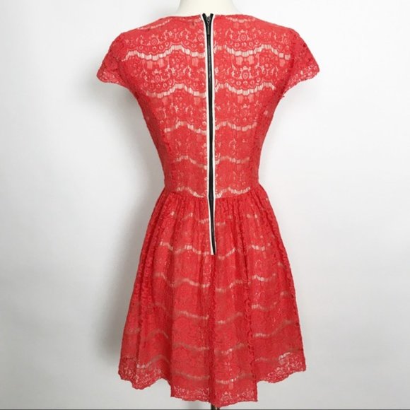 Kensie Cherry Red Scallop Cap Sleeve Lace Fit & Flare Above Knee Large Dress - Picture 7 of 11